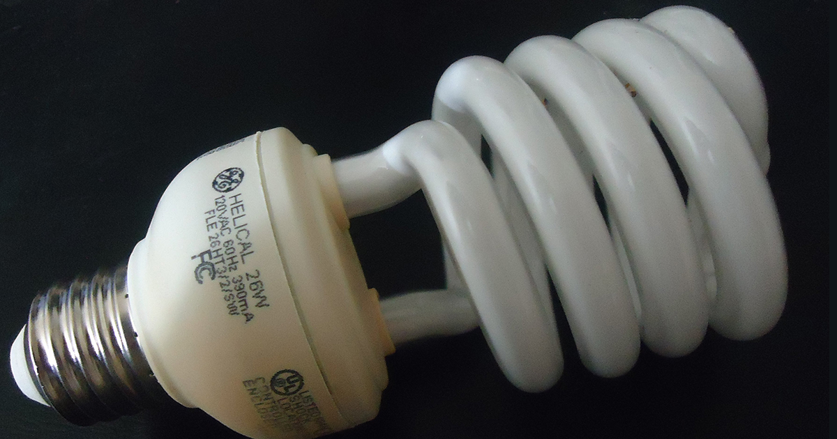Are CFL light bulbs dangerous?